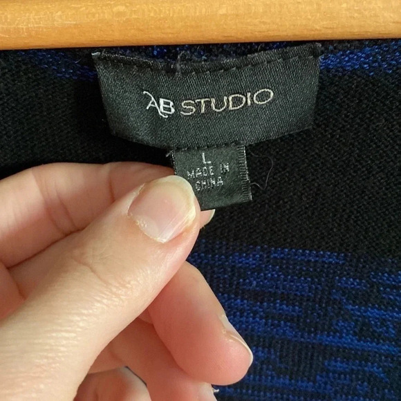 AB studio black and white stripped open front cardigan sweater - Picture 4 of 5